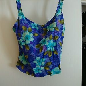 Speedo tankini top and bottom swimsuit